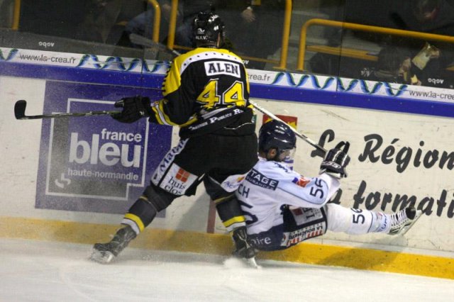 Photo hockey match Rouen - Angers  le 25/01/2011