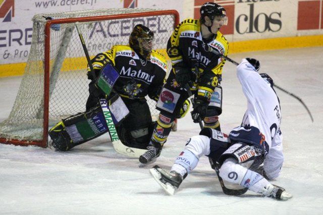 Photo hockey match Rouen - Angers  le 25/01/2011