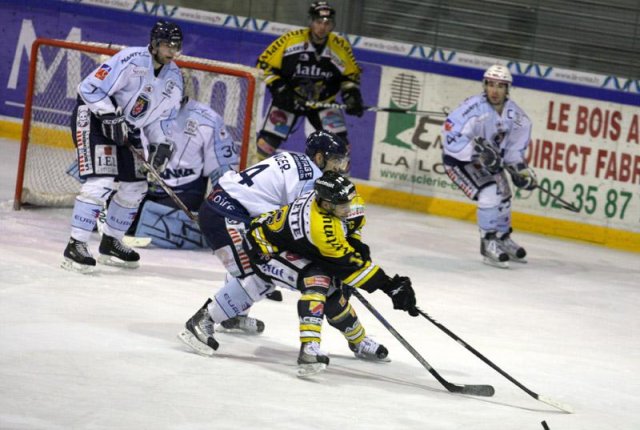 Photo hockey match Rouen - Angers  le 25/01/2011