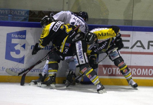 Photo hockey match Rouen - Angers  le 25/01/2011