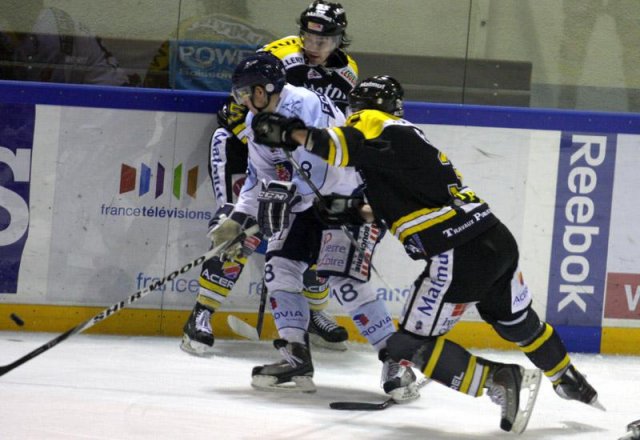 Photo hockey match Rouen - Angers  le 25/01/2011
