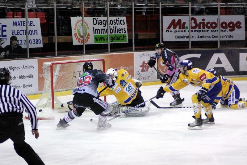 Amiens  7 - 0 Dijon 