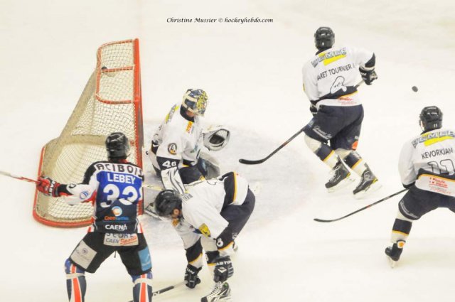 Photo hockey match Caen  - Chamonix  le 28/01/2011