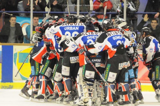 Photo hockey match Caen  - Chamonix  le 28/01/2011
