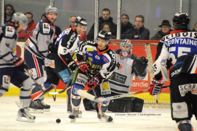 Photo hockey match Caen  - Grenoble  le 01/02/2011