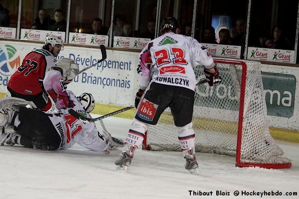 Briançon  5 - 3 Amiens 