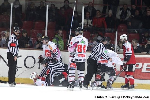 Photo hockey match Briançon  - Amiens  le 05/02/2011