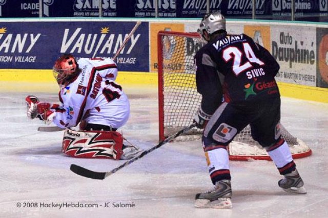 Photo hockey match Grenoble  - Briançon  le 04/10/2008