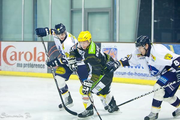 Strasbourg  2 - 3 Chamonix 