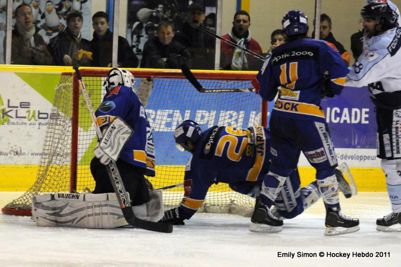 Dijon  3 - 5 Angers 
