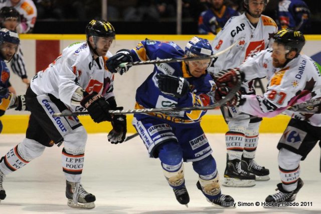 Photo hockey match Dijon  - Amiens  le 01/03/2011