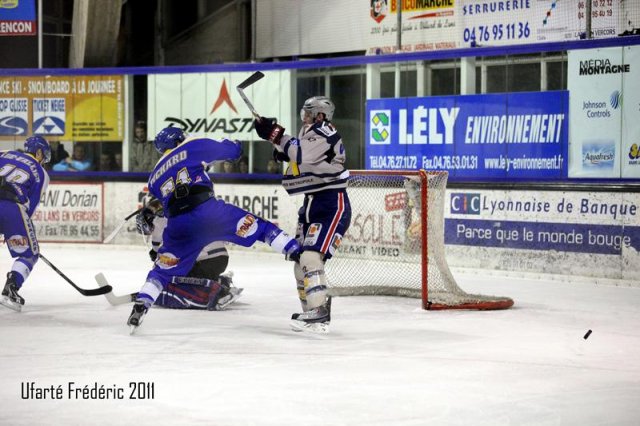 Photo hockey match Villard-de-Lans - Grenoble  le 01/03/2011