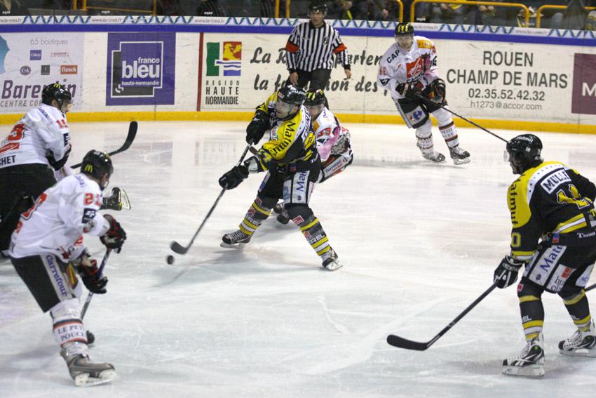 Rouen 5 - 3 Amiens 