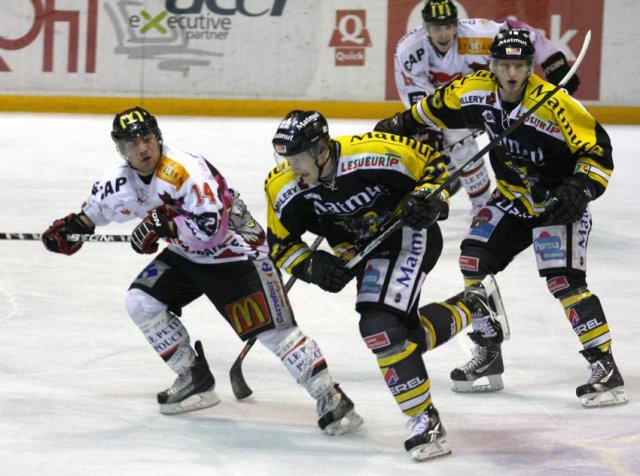 Photo hockey match Rouen - Amiens  le 26/02/2011
