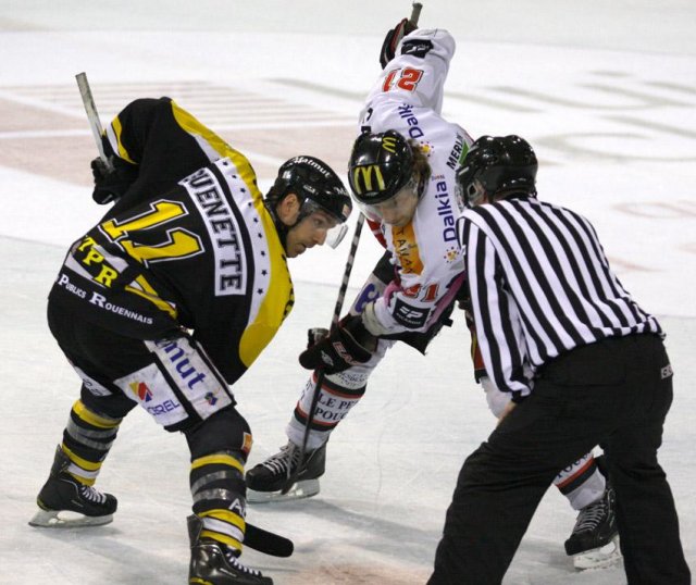 Photo hockey match Rouen - Amiens  le 26/02/2011