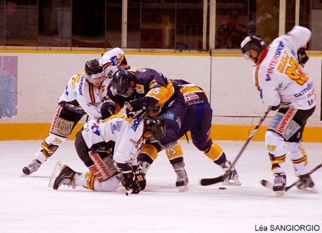 Photo hockey match Chamonix  - Morzine-Avoriaz le 04/03/2011