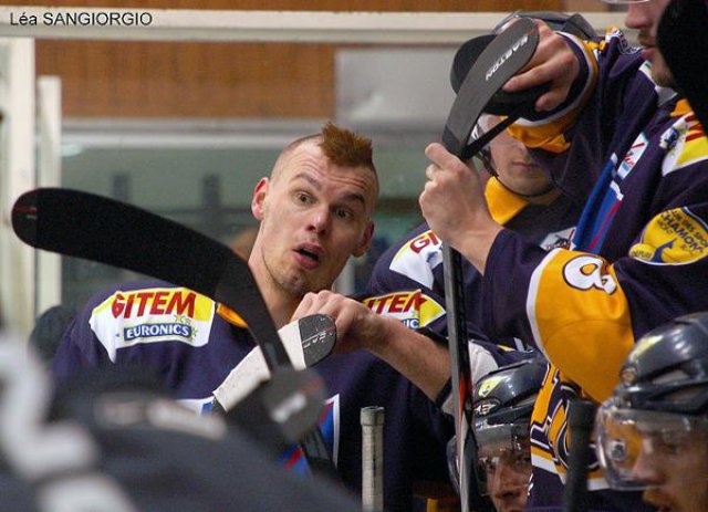 Photo hockey match Chamonix  - Morzine-Avoriaz le 04/03/2011
