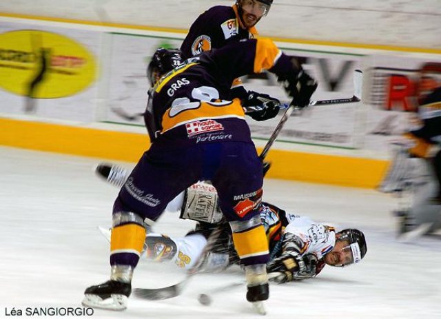Photo hockey match Chamonix  - Morzine-Avoriaz le 04/03/2011