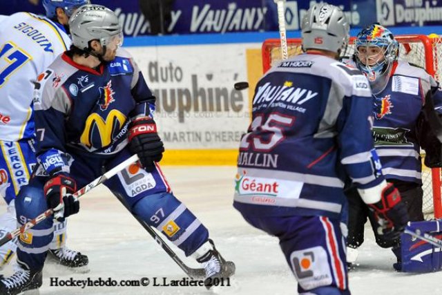 Photo hockey match Grenoble  - Villard-de-Lans le 04/03/2011