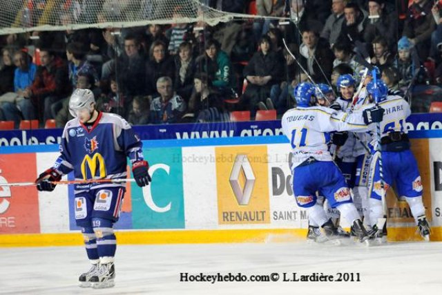 Photo hockey match Grenoble  - Villard-de-Lans le 04/03/2011