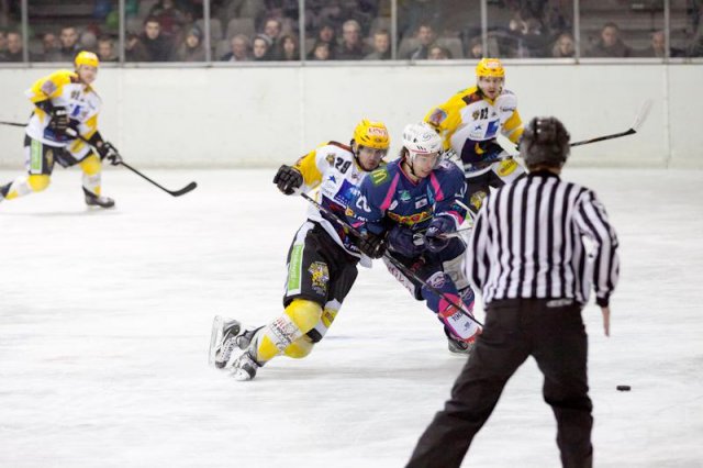 Photo hockey match Epinal  - Strasbourg  le 05/03/2011