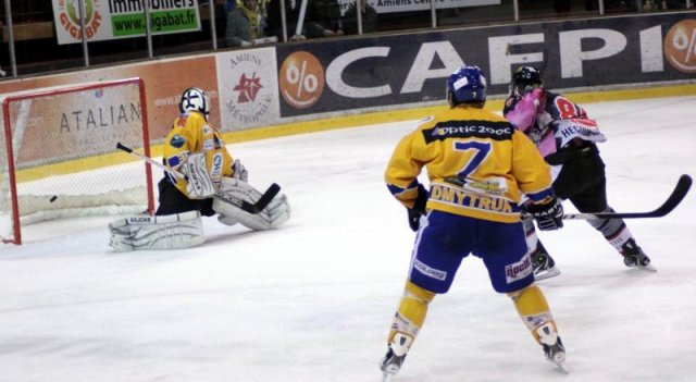 Photo hockey match Amiens  - Dijon  le 04/03/2011