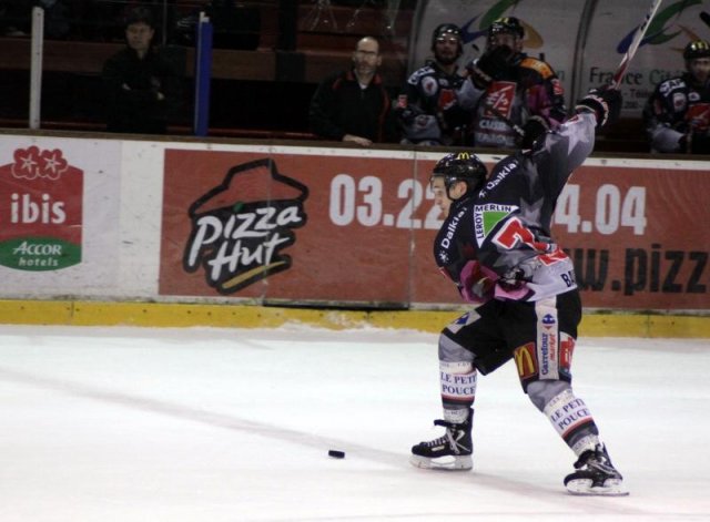 Photo hockey match Amiens  - Briançon  le 11/03/2011