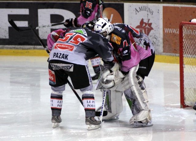 Photo hockey match Amiens  - Briançon  le 11/03/2011