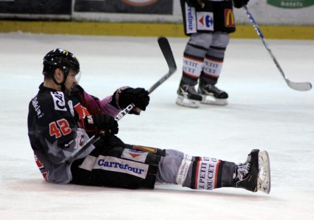 Photo hockey match Amiens  - Briançon  le 11/03/2011