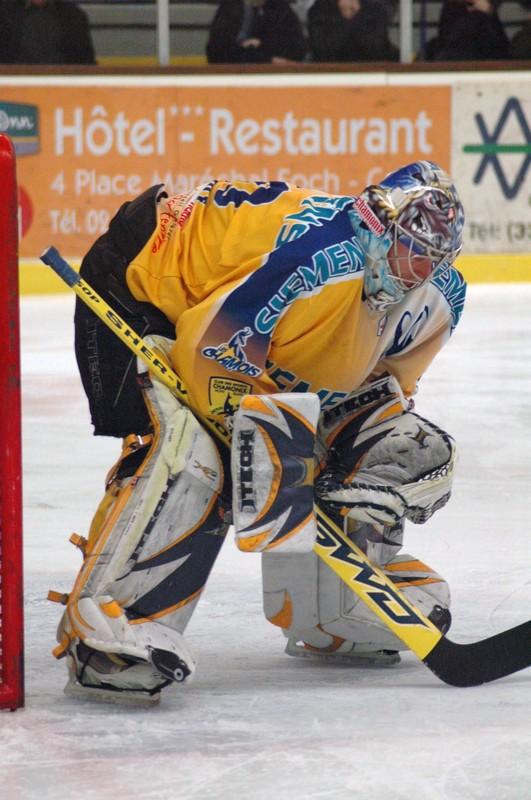 Caen  5 - 3 Chamonix 