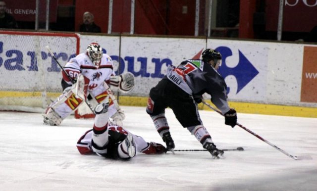 Photo hockey match Amiens  - Briançon  le 12/03/2011
