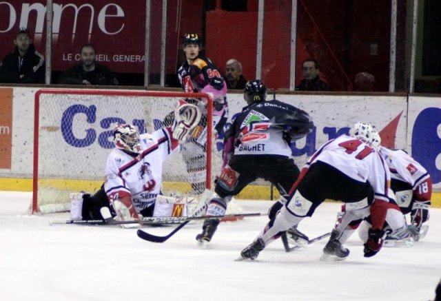 Photo hockey match Amiens  - Briançon  le 12/03/2011