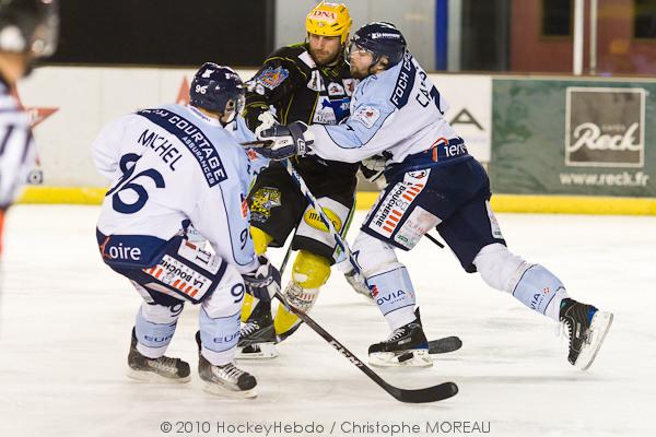 Strasbourg  2 - 1 Angers 