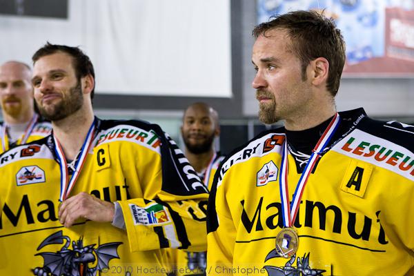 Strasbourg  2 - 4 Rouen