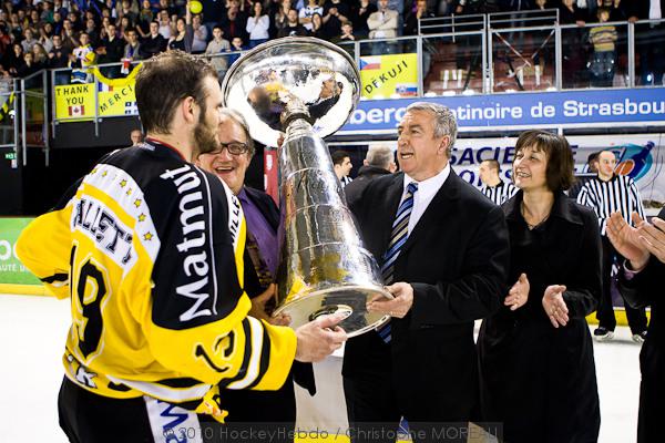 Strasbourg  2 - 4 Rouen