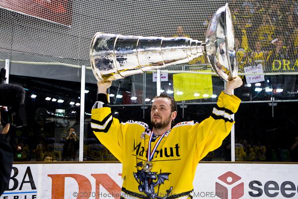 Strasbourg  2 - 4 Rouen
