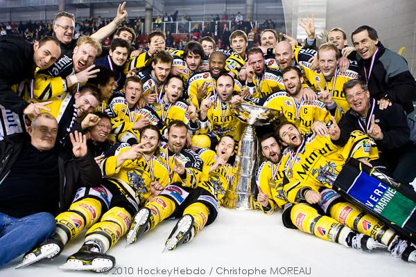 Strasbourg  2 - 4 Rouen