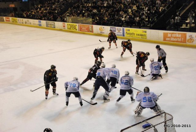 Photo hockey match Bordeaux - Montpellier  le 16/04/2011