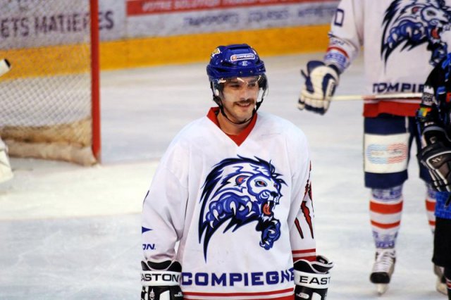 Photo hockey match Tours  - Compiègne le 17/04/2011