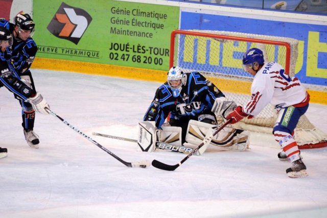 Photo hockey match Tours  - Compiègne le 17/04/2011