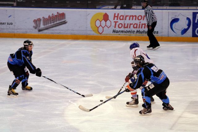 Photo hockey match Tours  - Compiègne le 17/04/2011