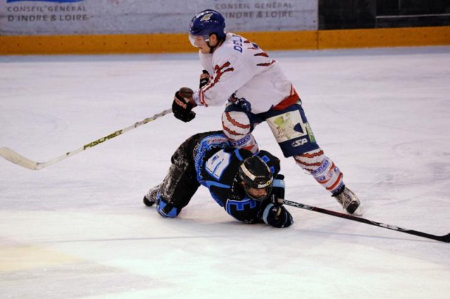 Photo hockey match Tours  - Compiègne le 17/04/2011