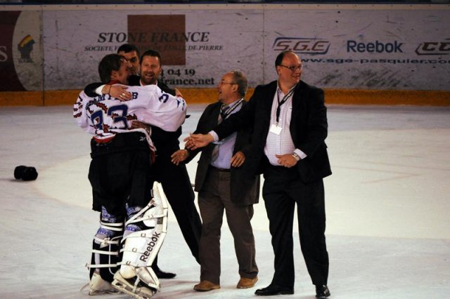Photo hockey match Tours  - Compiègne le 17/04/2011