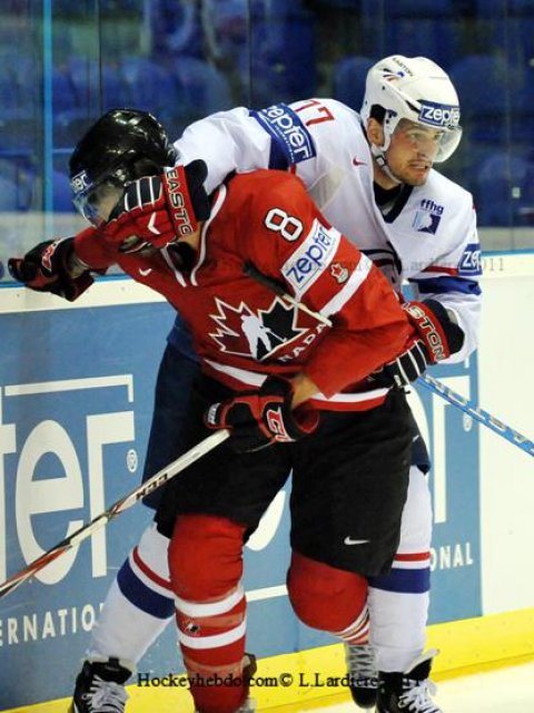 Photo hockey reportage Mondial 11: La France trop tendre !