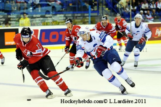Photo hockey reportage Mondial 11: La France trop tendre !