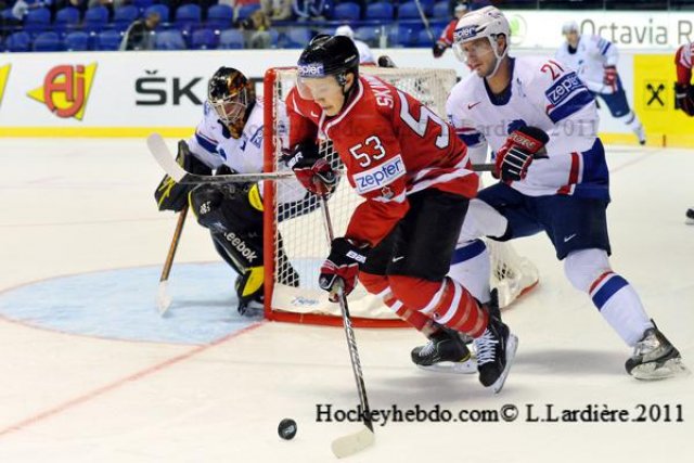Photo hockey reportage Mondial 11: La France trop tendre !