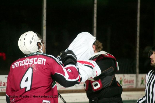 Photo hockey match Briançon  - Amiens  le 17/09/2011