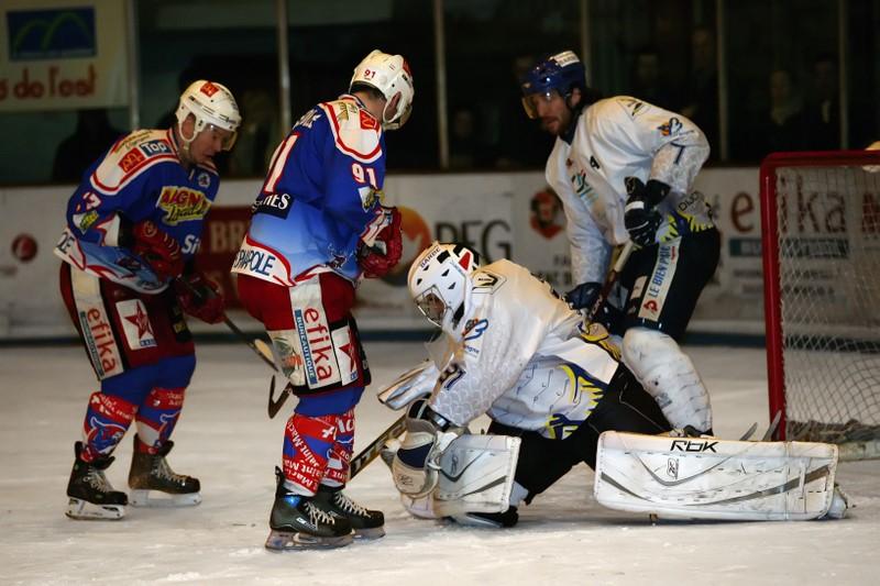 Epinal  4 - 5 Dijon 
