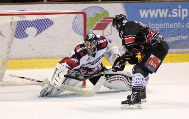 Photo hockey match Amiens  - Neuilly/Marne le 24/09/2011