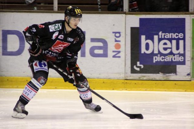 Photo hockey match Amiens  - Neuilly/Marne le 24/09/2011